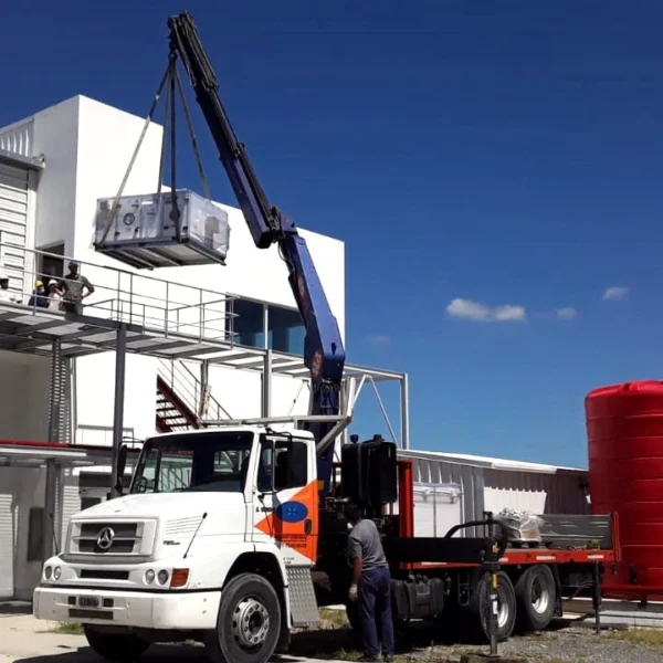 GRÚAS GOLISANO - Alquiler de camiones con Hidrogrúa