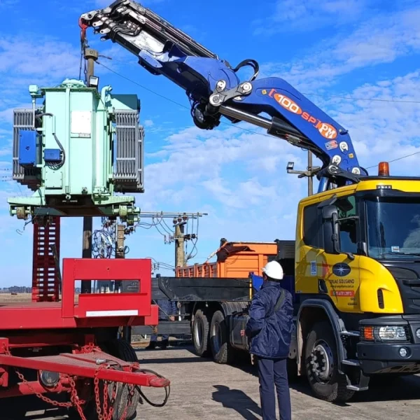 GRÚAS GOLISANO - Alquiler de camiones con Hidrogrúa