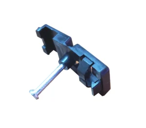 DISCAMP - Grampa con clavo para cable ftth (F.O) o drop DE 6MM
