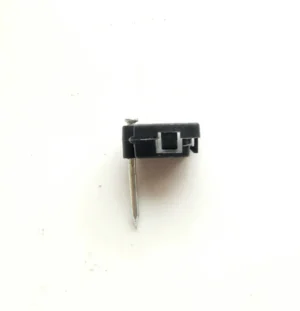 DISCAMP - Grampa con clavo para cable ftth (F.O) o drop DE 6MM - Image 4